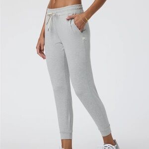 VUORI halo performance jogger